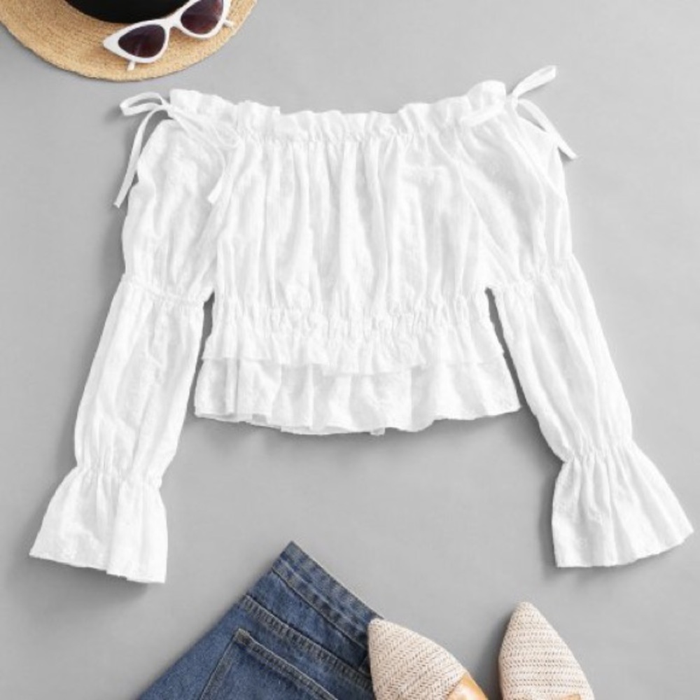 {NWT} ZAFUL Forever Young Off Shoulder Crop Top